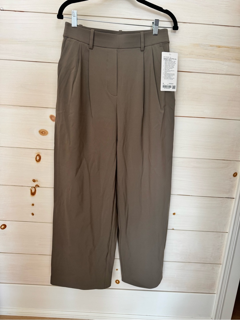 lululemon athletica Daydrift Taupe Wide-Leg Pleated Trousers ***short